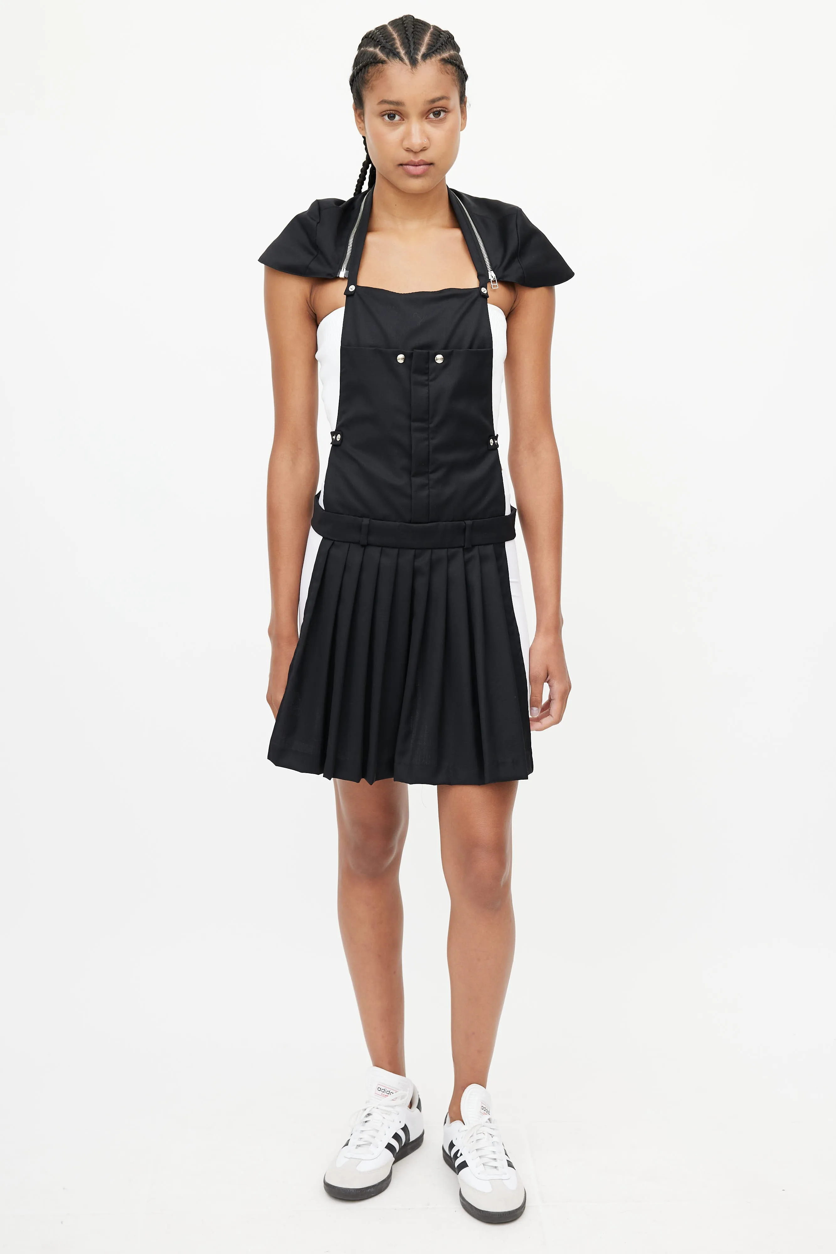Black Pleated Apron