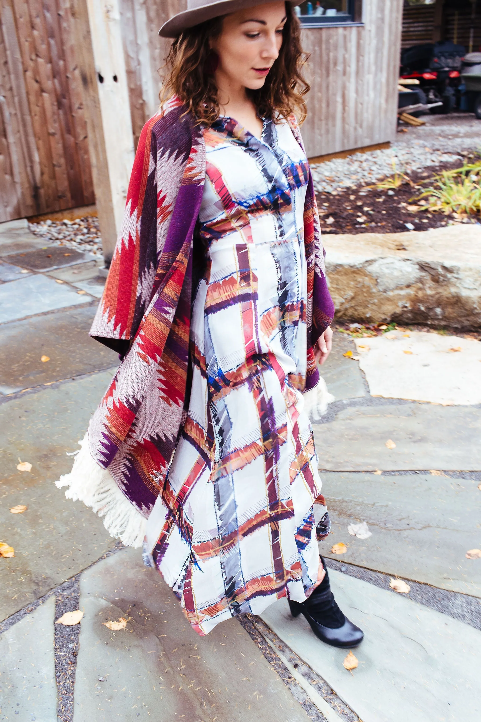 Camino Poncho Shawl // Vivid