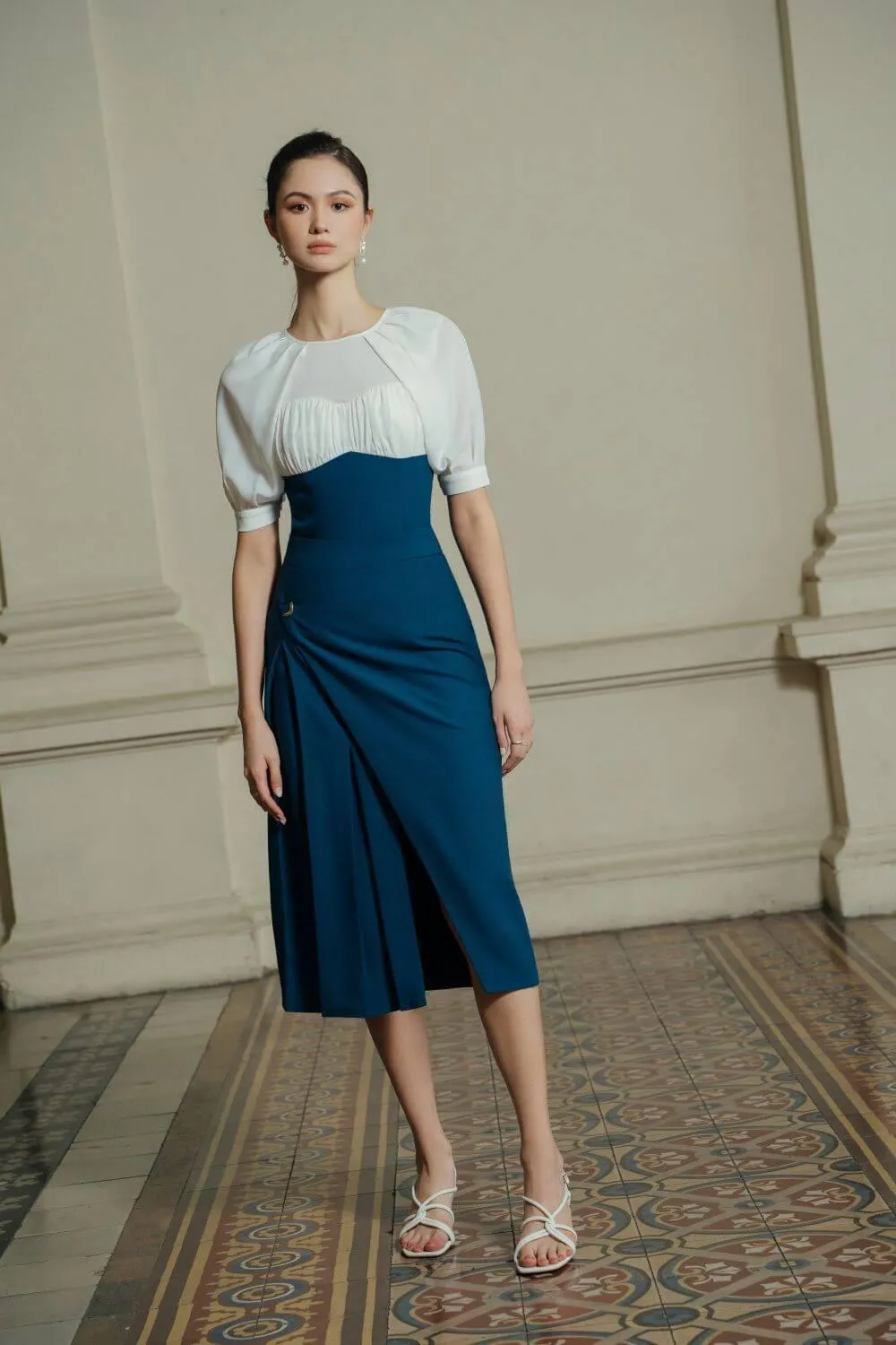 Casia Inner Pleated Skirt