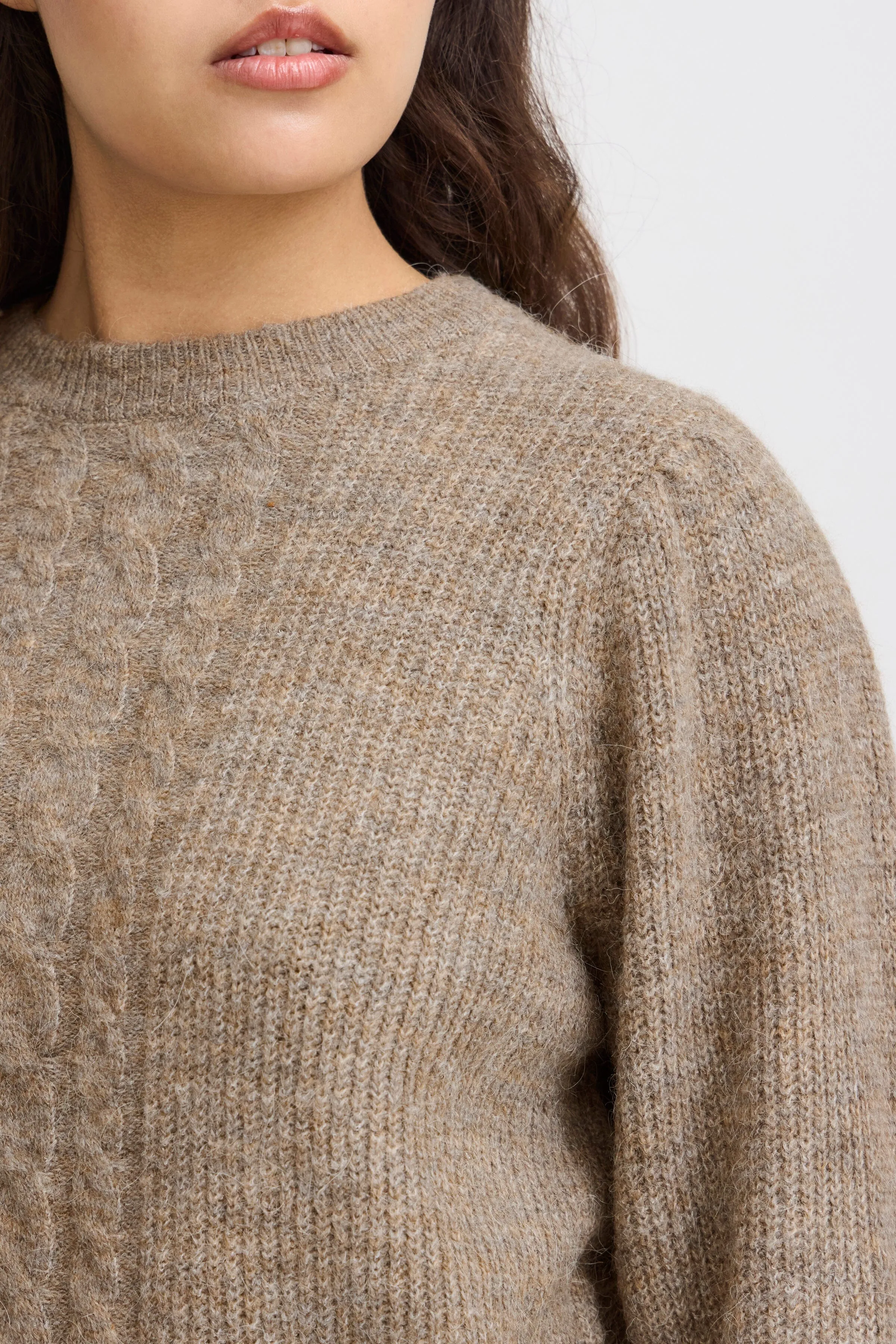 PLUSH HAZEL PULLOVER