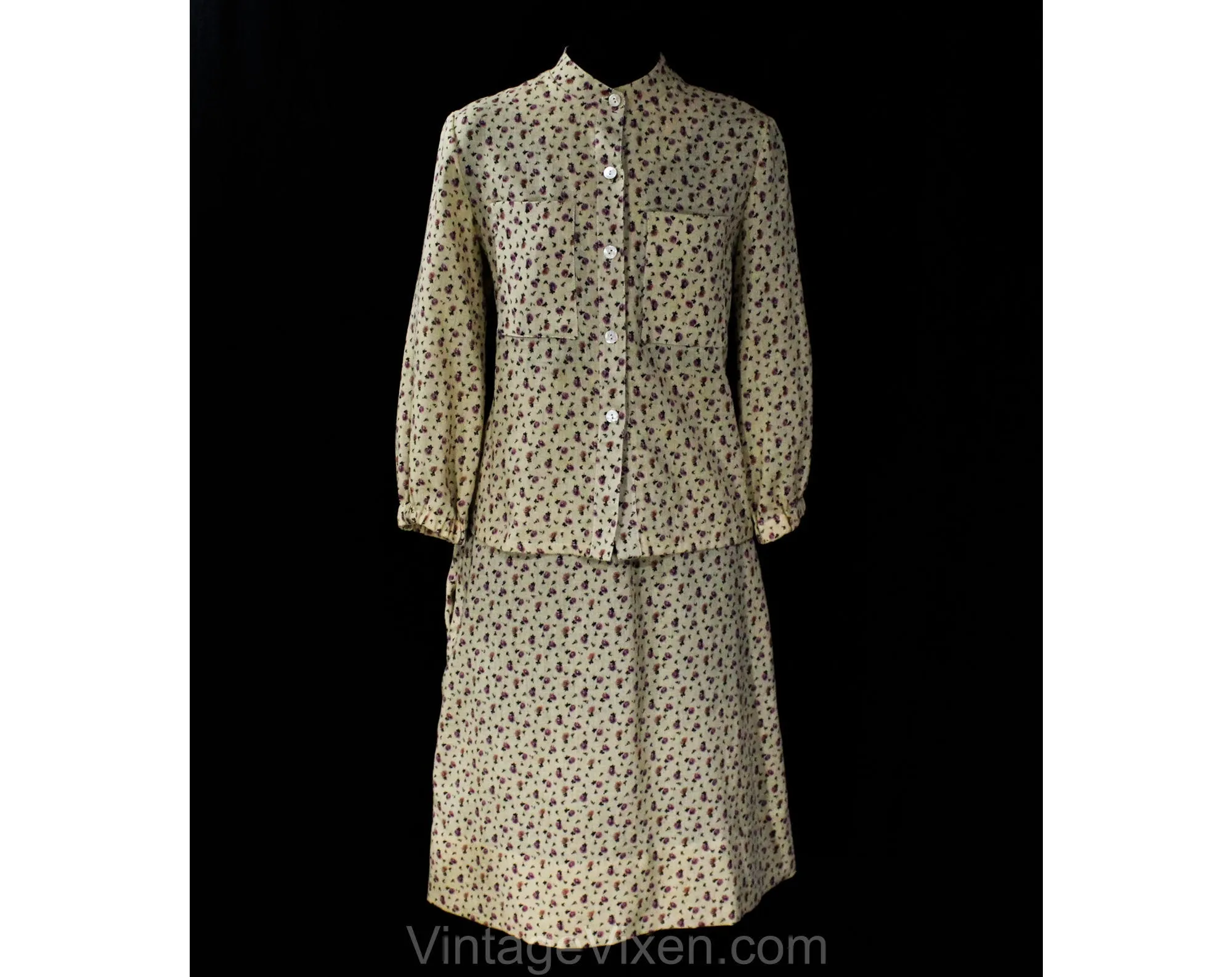 Size 6 Peasant Dress Set - 1970s Khaki & Lavender Floral Button Front Top and Skirt with Pockets - Spring Cotton Homespun Style - Waist 26